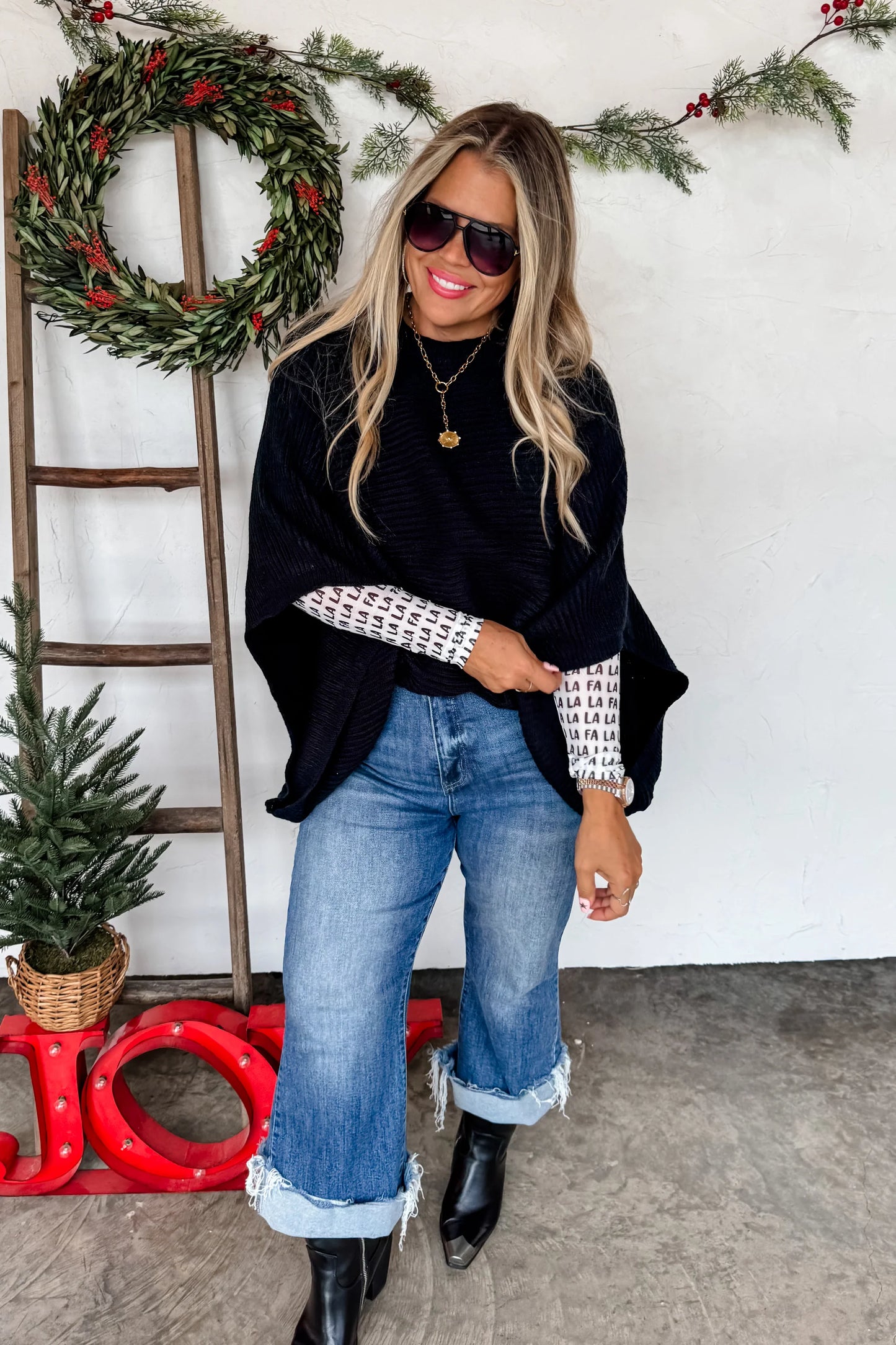 Xmas Meg Pullover Poncho - PREORDER