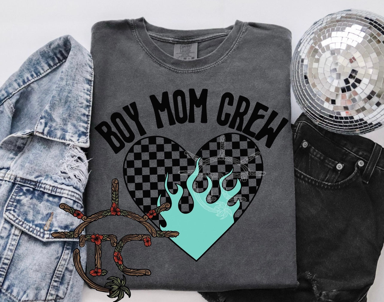 Mom Crew Tee
